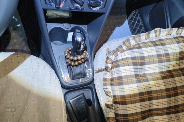 Polo 2019 car image #16