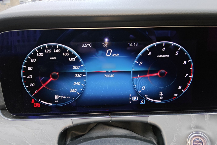 Mercedes-Benz CLS Class 2021 car image #16