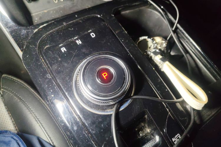 Kia K5 2020 imagem de carro #16