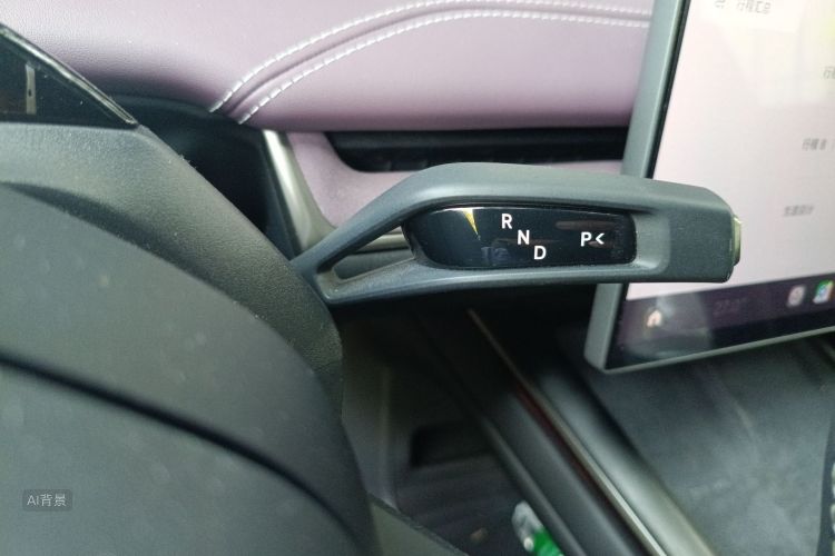 MI SU7 2025 car image #16