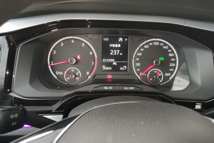 Polo 2020 car image #16