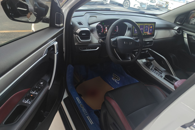 GEELY Coolray 2021 #16 GEELY Coolray 2021 car image #16