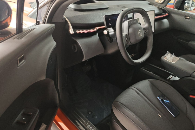 Zeekr X 2024 immagine di auto #16