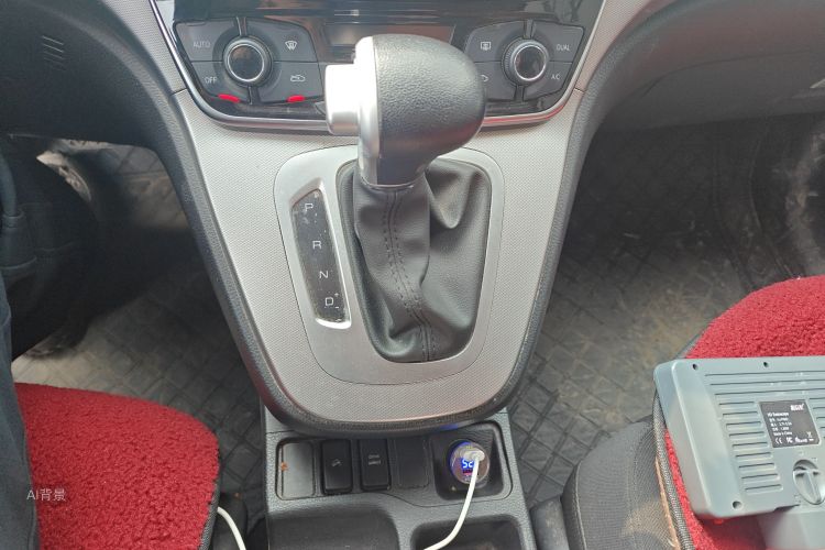 Haval M6 2019 #16 Haval M6 2019 car image #16