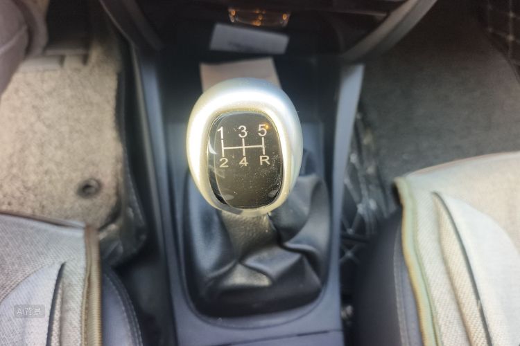 东南 V3菱悦 2014 汽车图片 #16