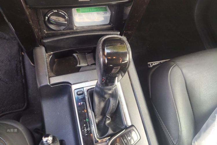 Toyota Land Cruiser Prado 2017 car image #16