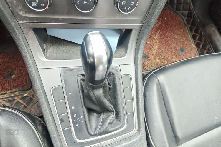 Volkswagen Golf 2017 #16 Volkswagen Golf 2017 car image #16