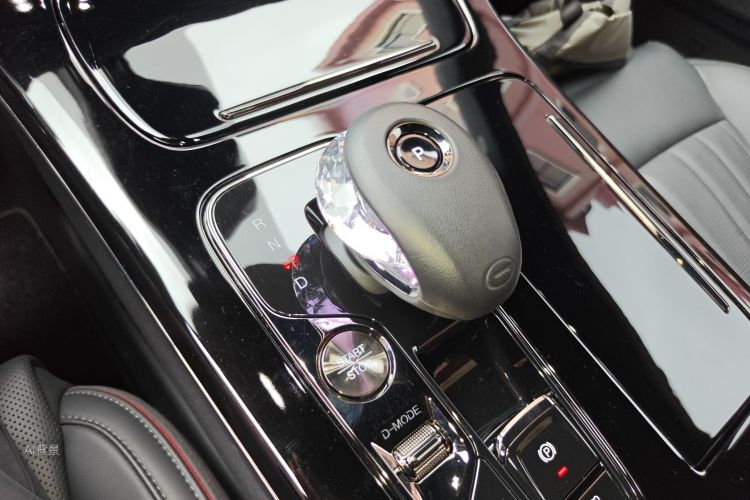 广汽传祺 传祺M8 2023 汽车图片 #16