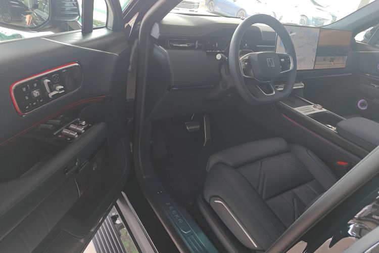 Zeekr 9X 2026 изображение автомобиля #16