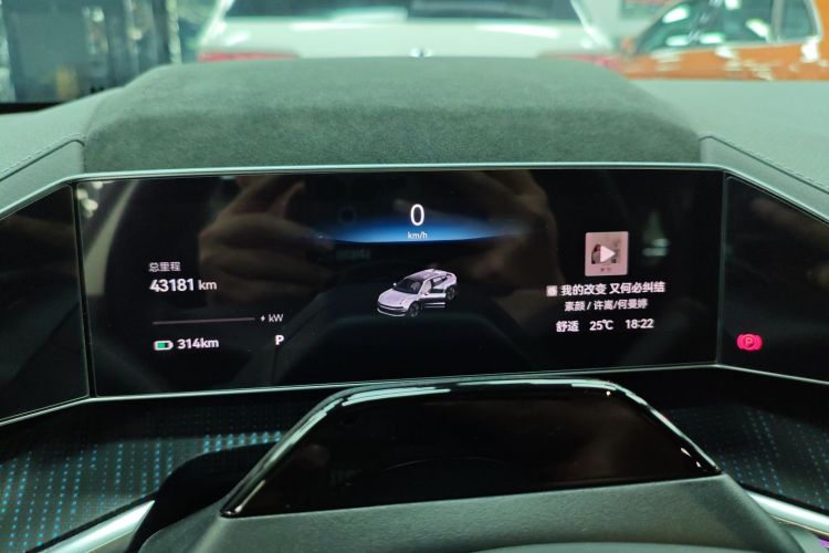 极氪 极氪001 2022 汽车图片 #16