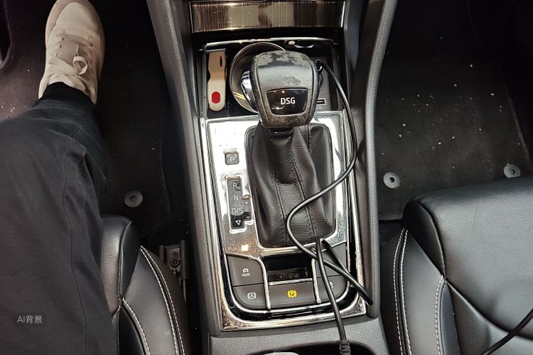 Skoda Kodiaq 2018 imagem de carro #16