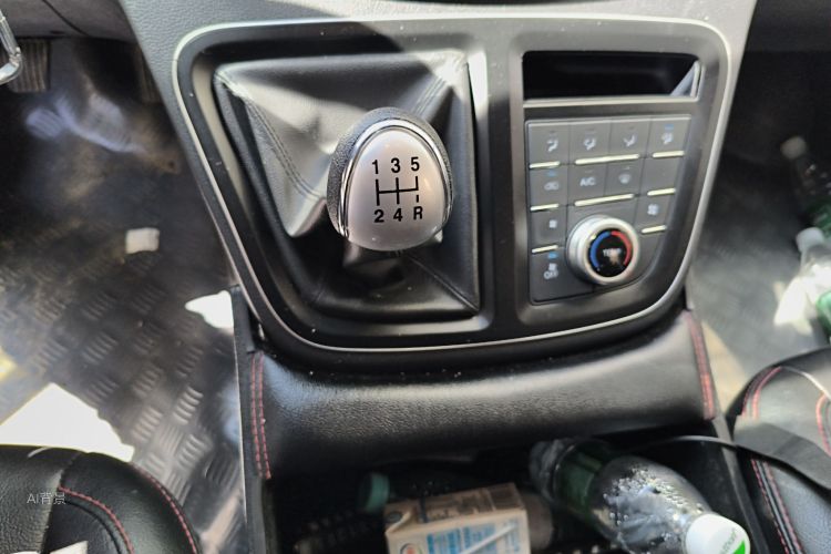 JAC 2021 car image #16