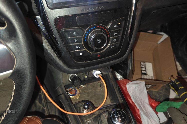 SWM斯威汽车 SWM斯威X3 2018 汽车图片 #16