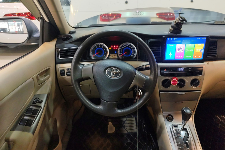 Toyota Corolla (Classic) 2015 car image #16