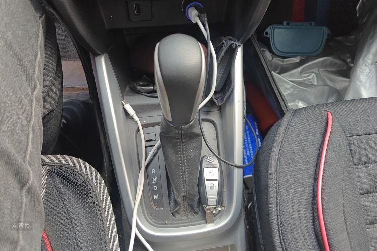 Suzuki Vitara 2016 image de voiture #16