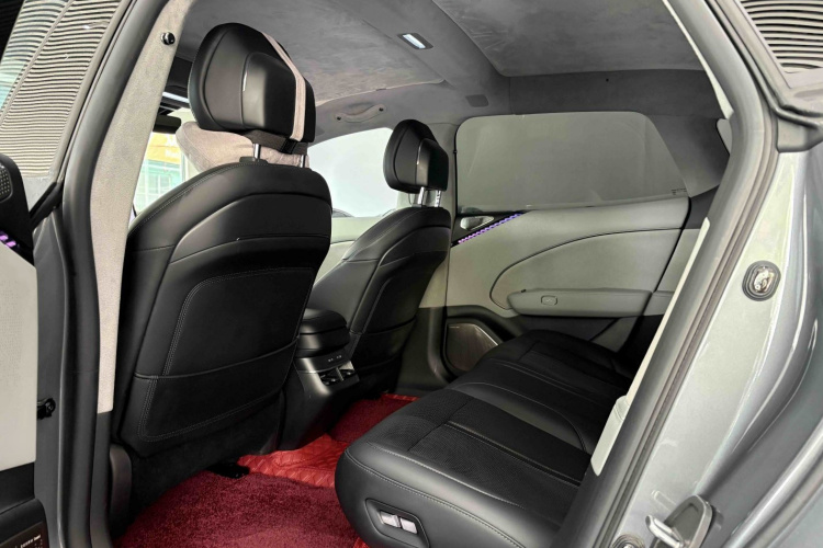 极氪 极氪007 2024 汽车图片 #16