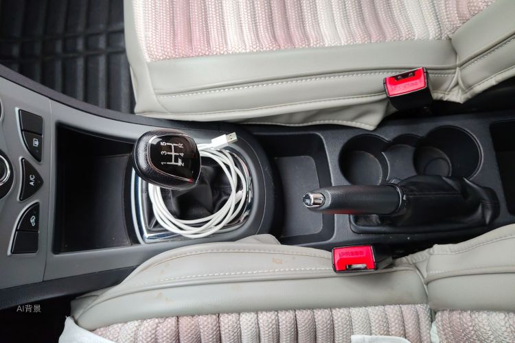 Kaiyi C3R 2017 изображение автомобиля #16