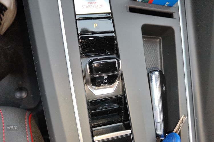 Volkswagen GolfGTI 2021 immagine di auto #16