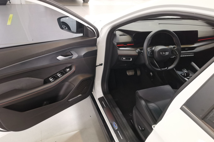 GEELY Binray 2022 car image #16
