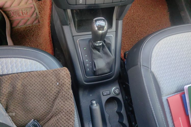 Skoda Yeti 2016 car image #16