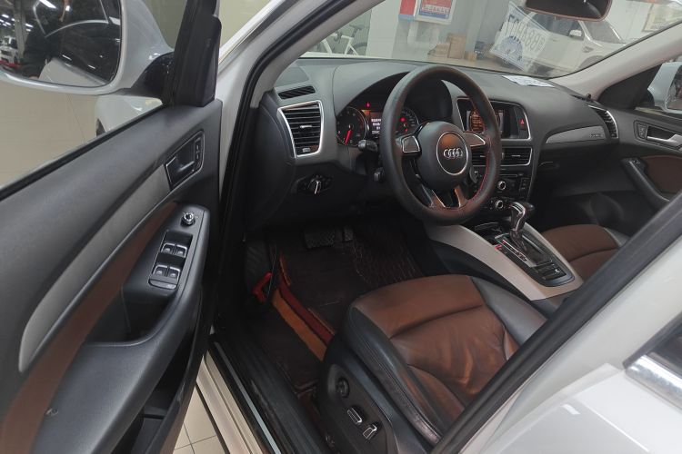 Audi Q5 2017 صورة سيارة #16