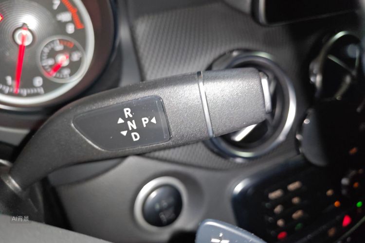 Mercedes-Benz GLA Class 2019 immagine di auto #16