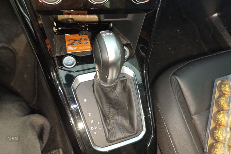 T-Roc 2019 #16 T-Roc 2019 car image #16