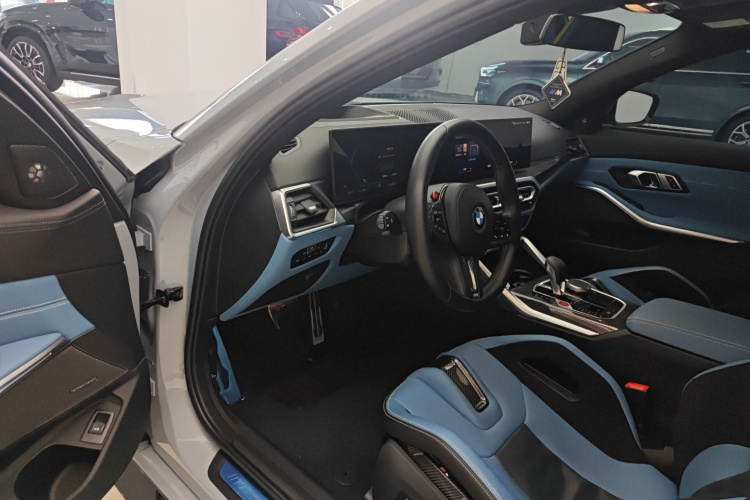 BMW M3 2024 immagine di auto #16