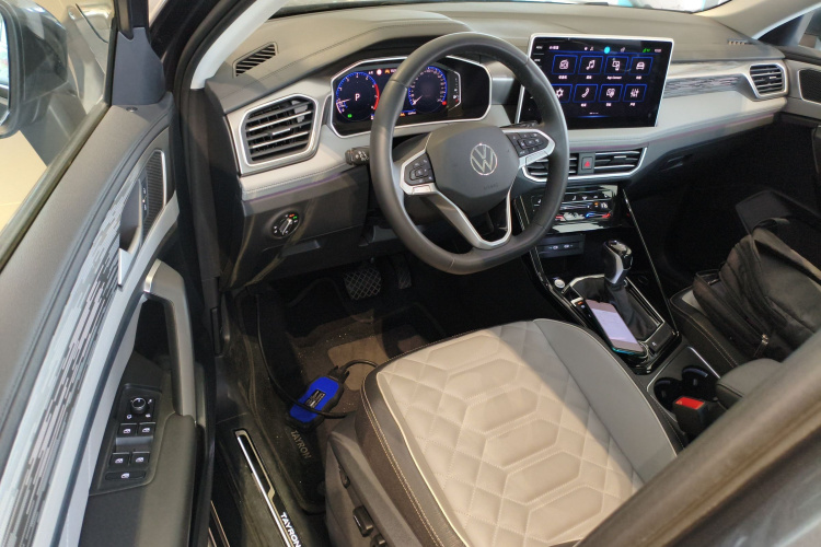 Volkswagen Tayron 2023 car image #16