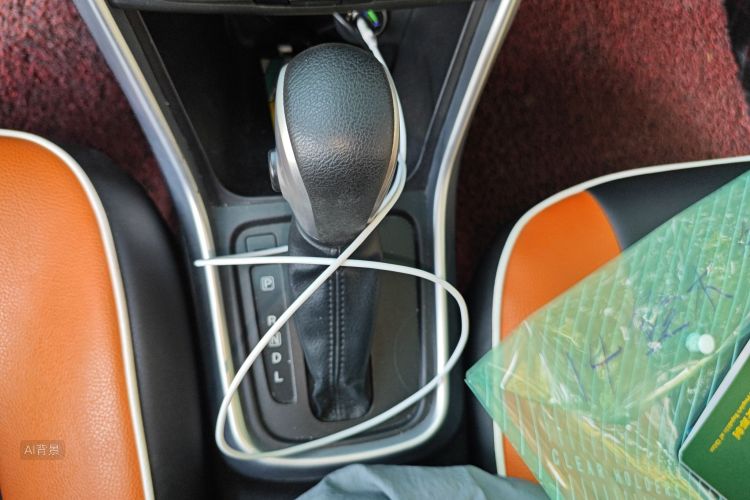 Suzuki S-Cross 2014 صورة سيارة #16