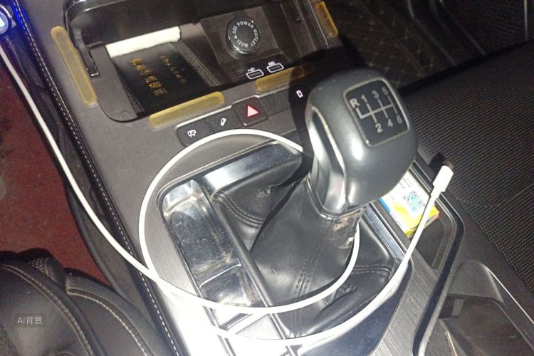 X70 PLUS 2022 car image #16