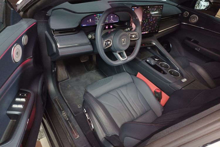 极氪 极氪001 2026 汽车图片 #16