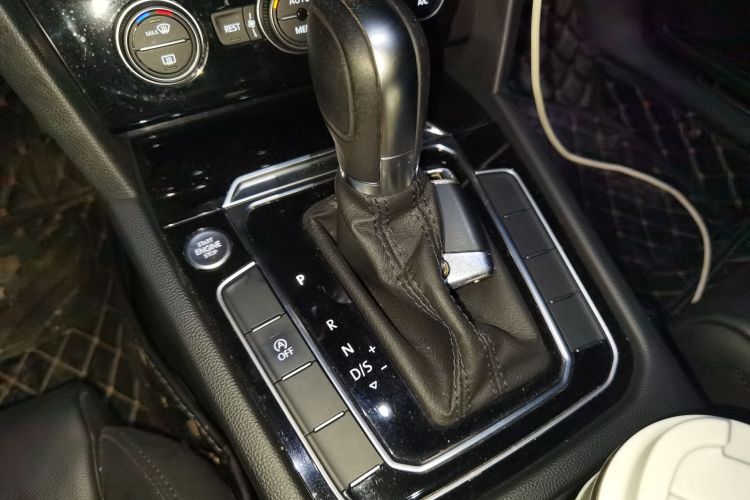 Volkswagen Magotan 2019 car image #16