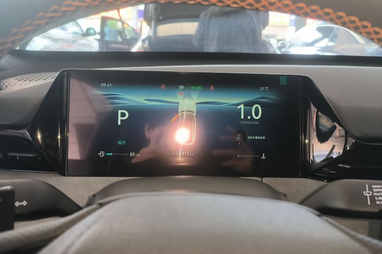 Changan UNI-V 2025 изображение автомобиля #16