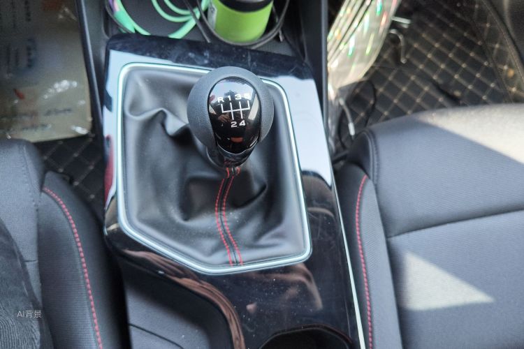 MG 5 2025 car image #16