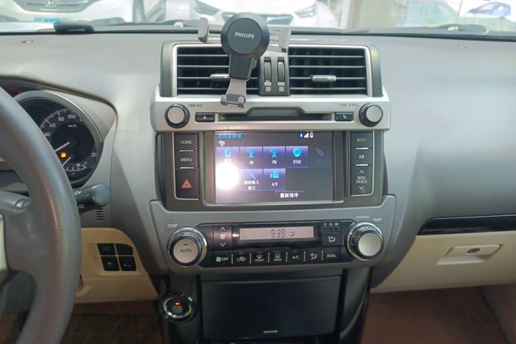 Toyota Land Cruiser Prado 2016 car image #16