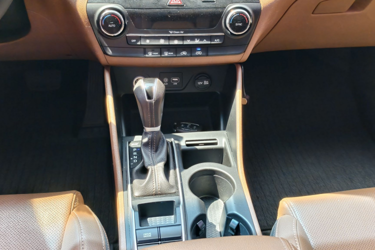 Hyundai Tucson 2017 صورة سيارة #16