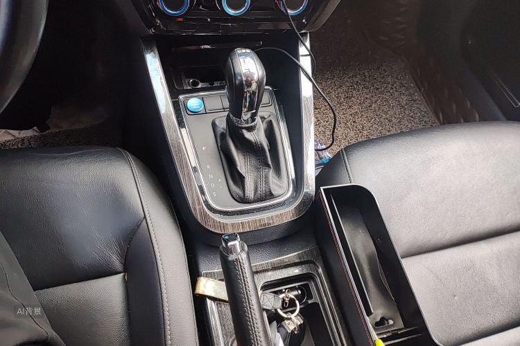 Volkswagen Sagitar 2019 صورة سيارة #16