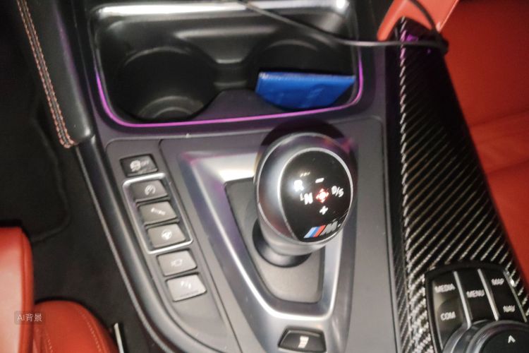 BMW M4 2019 imagen de coche #16