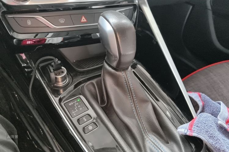 标致 标致308 2018 汽车图片 #16