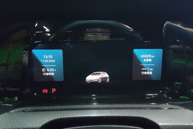 Volkswagen GolfGTI 2023 immagine di auto #16