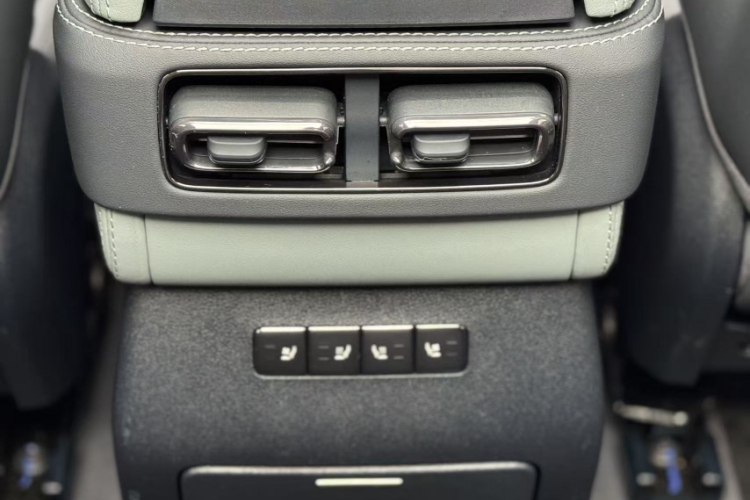 FangChengBao Leopard 5 2025 изображение автомобиля #16