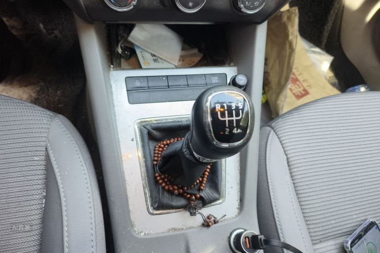 Skoda Octavia 2015 car image #16