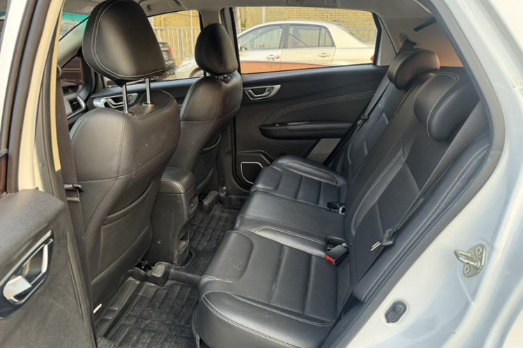 Vision X3 2018 car image #16