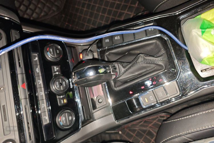 Volkswagen Passat 2017 car image #16