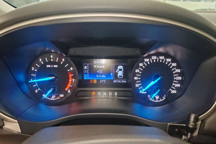 Ford Mondeo 2016 immagine di auto #16