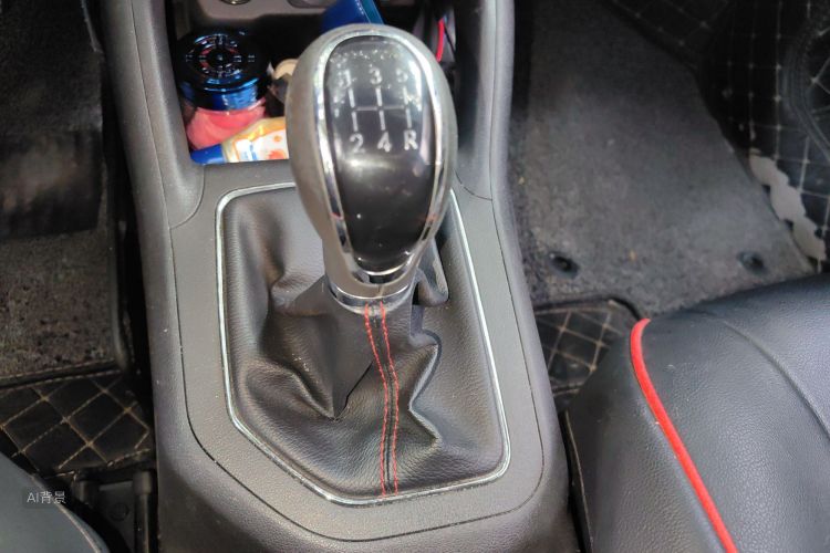 Changan CS35 2017 car image #16