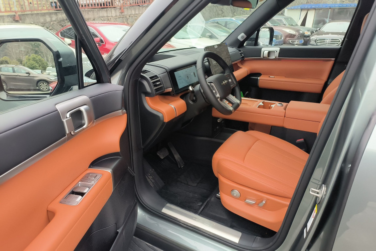 FangChengBao Tiger 7 2026 car image #16