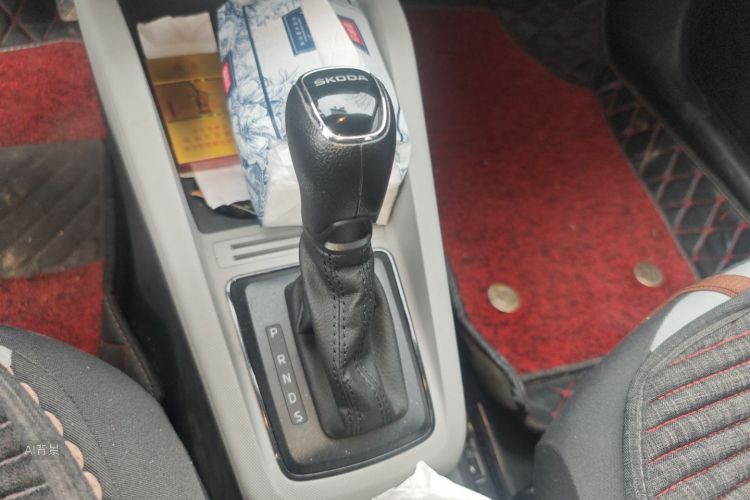 Skoda Fabia 2019 изображение автомобиля #16