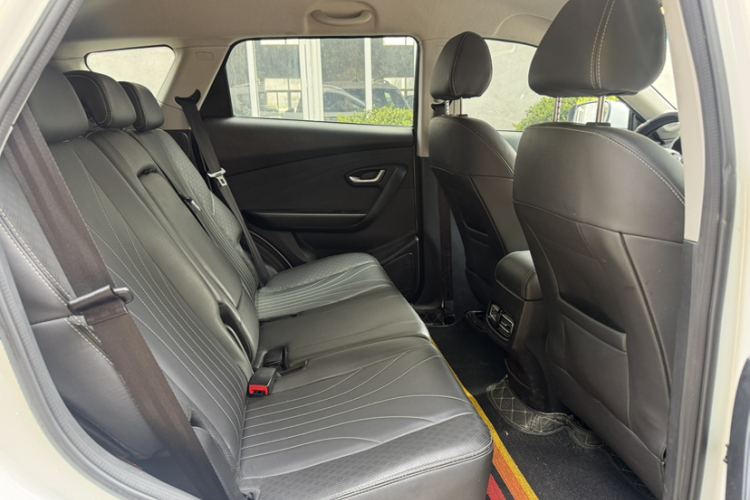 X70M 2020 #16 X70M 2020 car image #16